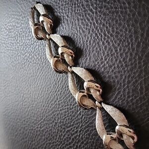 VTG bergere bracelet